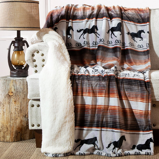 Running on the Range Sherpa Throw