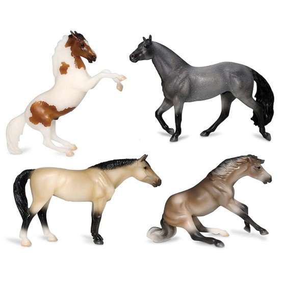 Breyer Mountain Ranch Gift Set