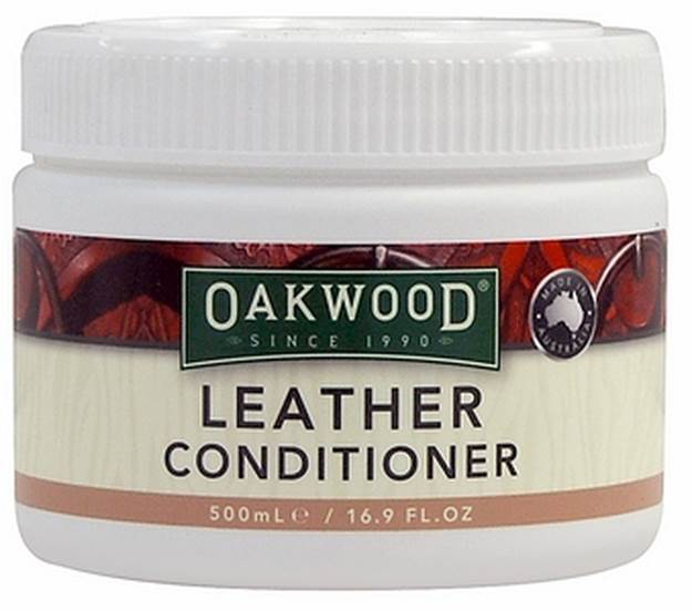 A picture containing text, bottle, skin cream Description automatically generated