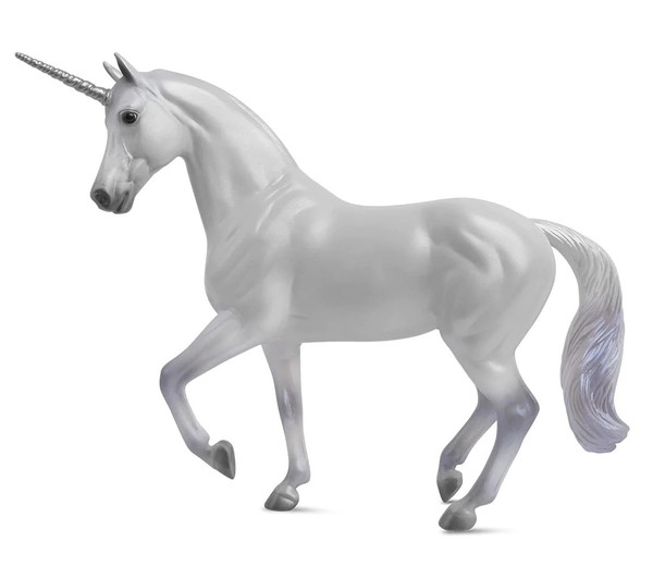 新品未使用　BREYERユニコーンスターダスト 新品未使用 BREYERユニコーンスターダスト