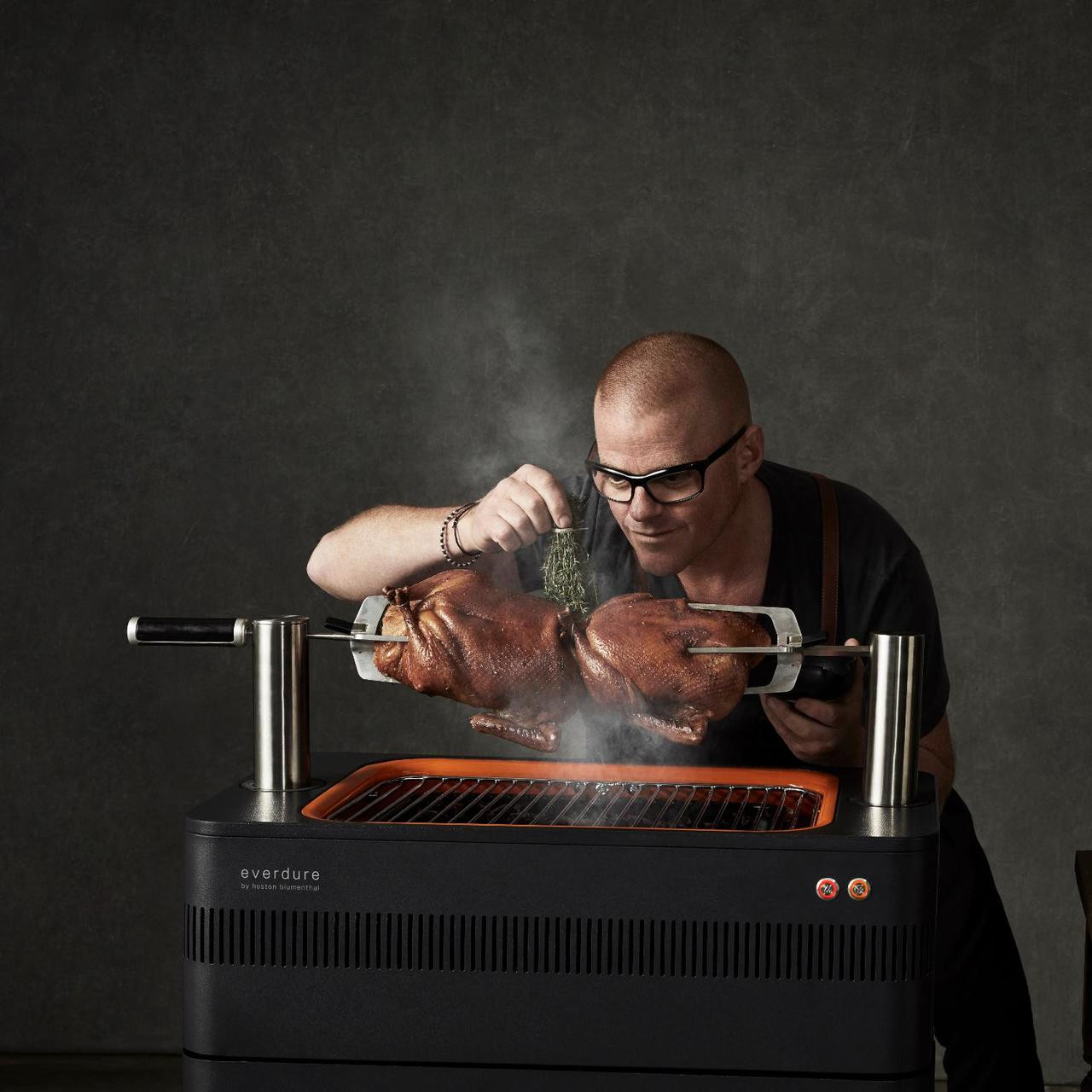 Everdure Fusion Charcoal Grill - Thumbnail 4