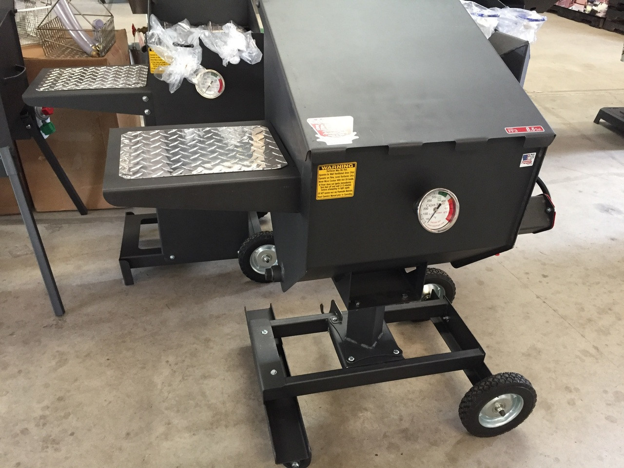 Cajun Fryer FF3 8 1/2 Gallon 3 Basket Fryer