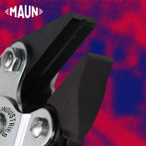 Maun Fencing Plier 200 mm close up on open jaw
