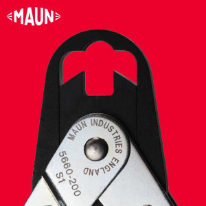 Maun Olive Cutter Plier Type Tool 10 mm close up of the olive cutter within the jaws