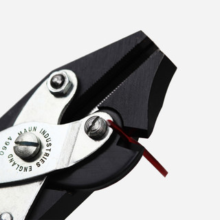 Pliers