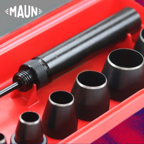 Maun Wad Punch Set With Centre Punch Metric 5 mm To 32 mm close up of the cutting edges on the punches