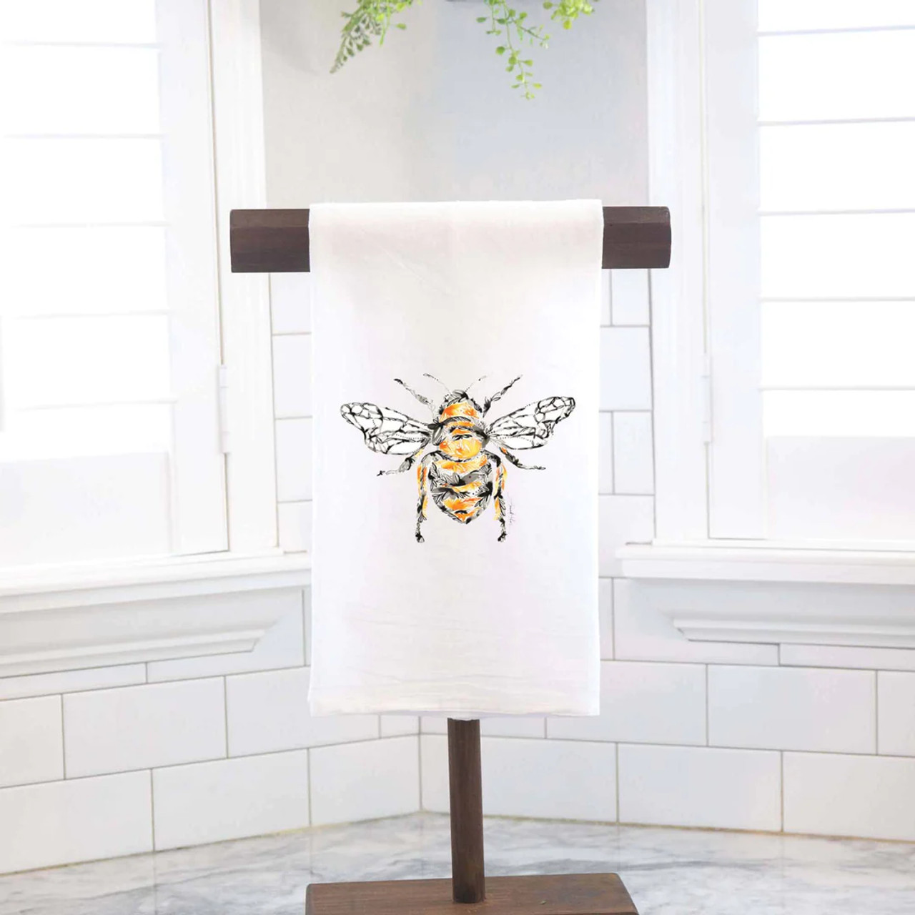 Flour Sack Embroidered Bee Tea Towel – BeeNaturalz LLC