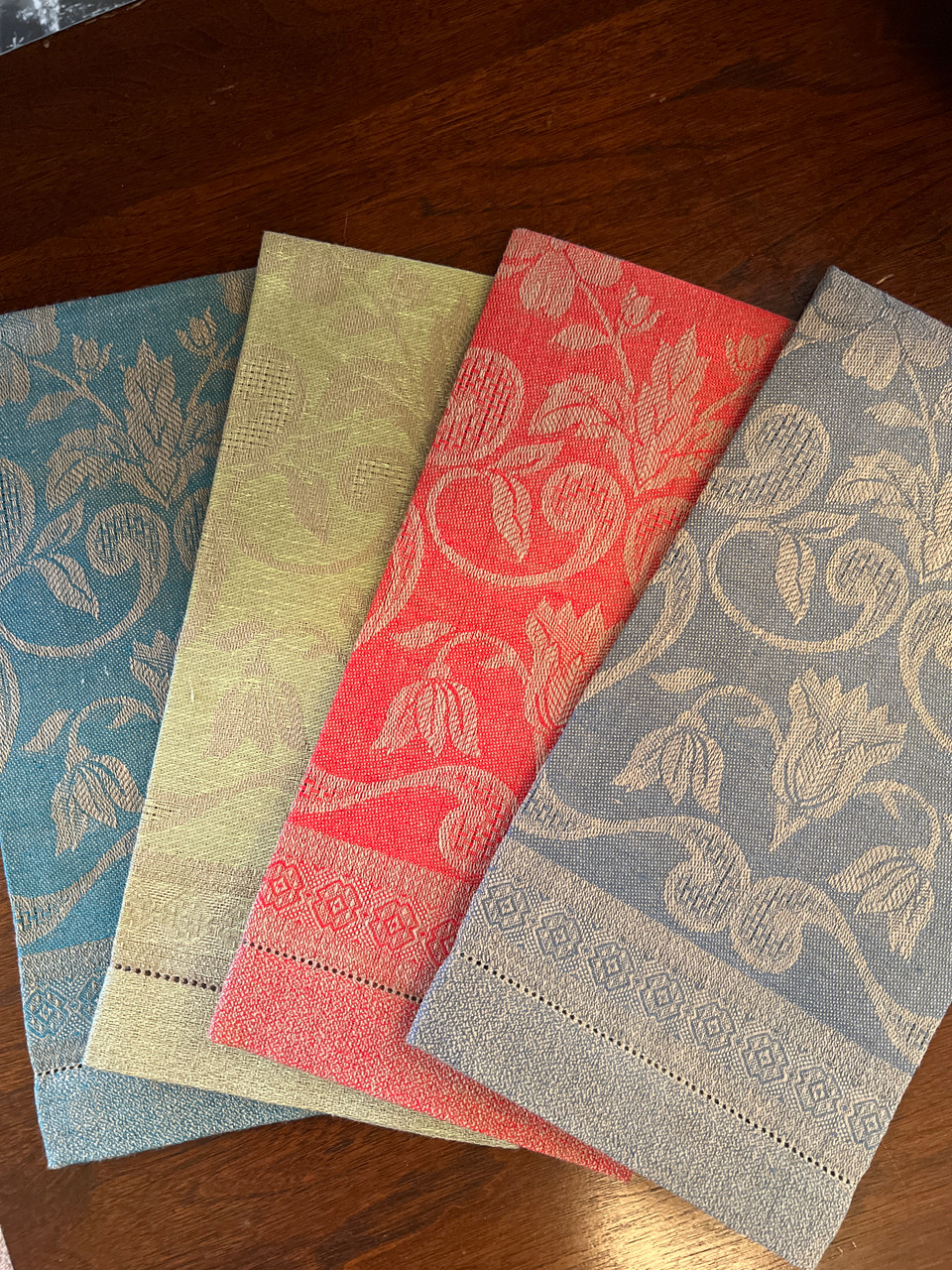 Damasco 100% Italian Linen Guest Towel - 4 colors available