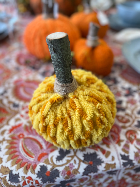 Vintage Hand Sewn Pumpkins - Medium 6 Panel Round