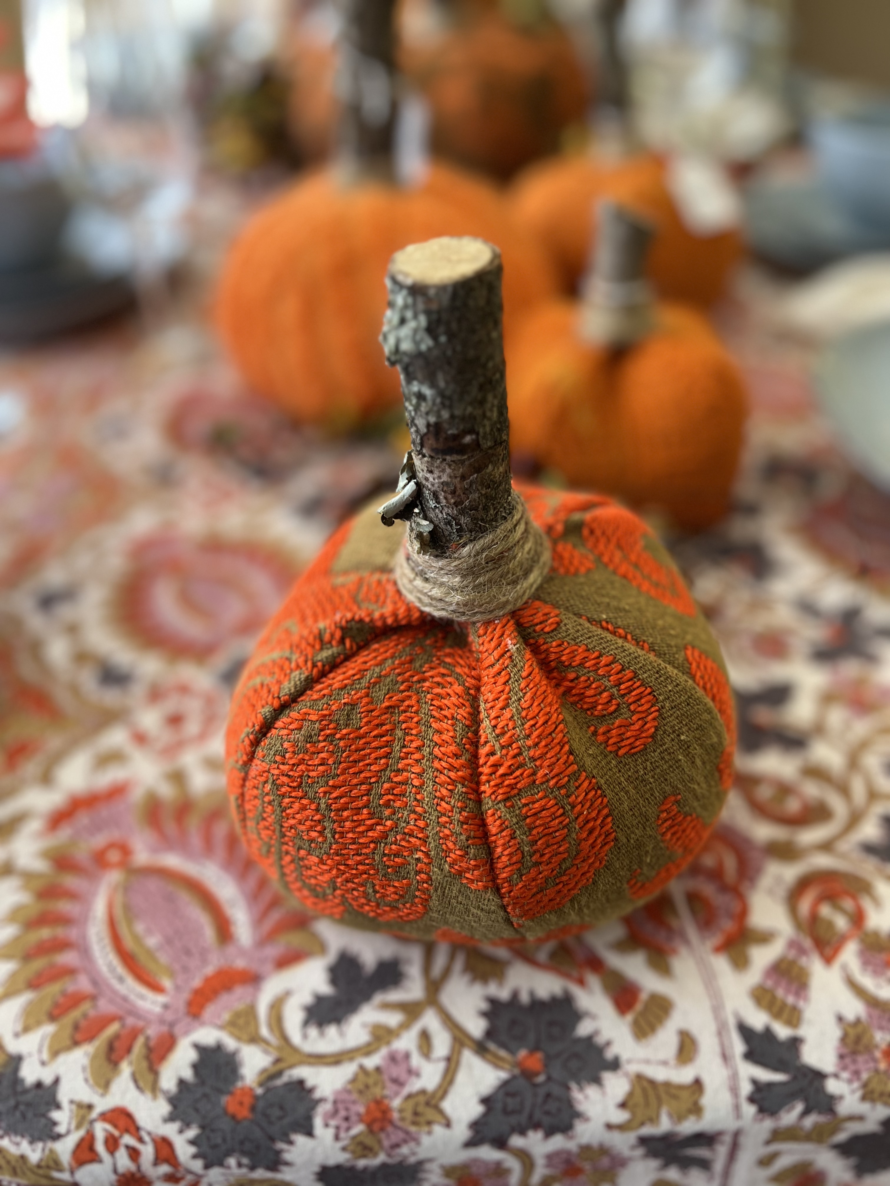 Vintage Hand Sewn Pumpkins - Medium 6 Panel Round – 1960's Morgan Jones Bedspread