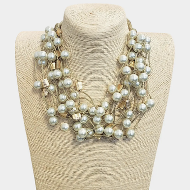 Maisy Chunky Pearl Necklace
