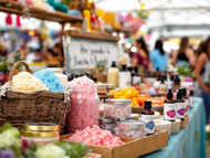 Weekend Craft Vendors  Maximizing Profits with  Private Label Program