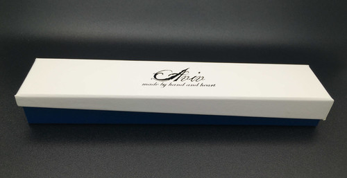 B0005 - Long box for bracelet or watch