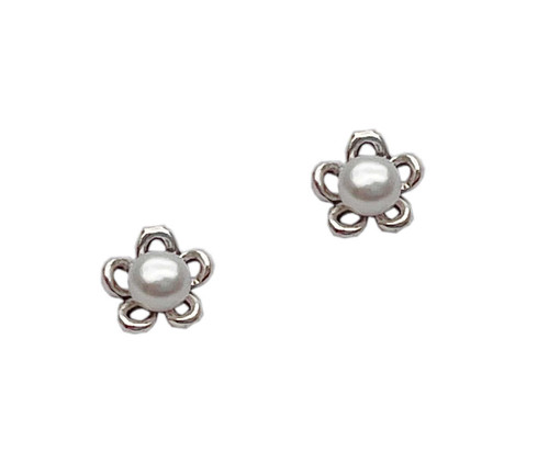 E03354 - PR - Sterling Silver and Freshwater Pearl Studs 
