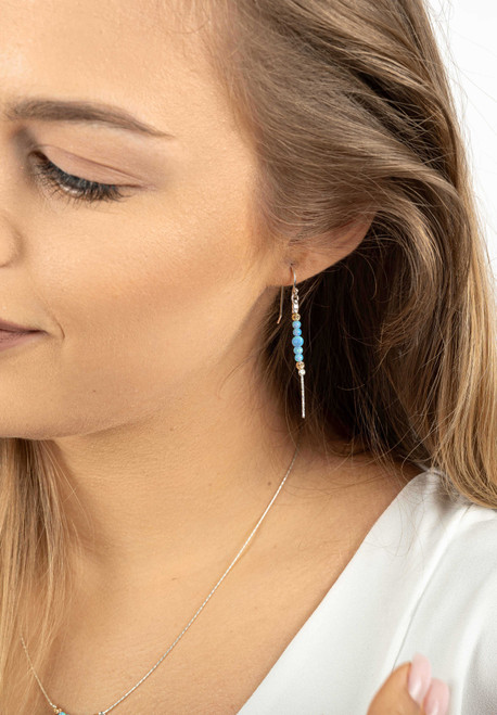 E112-OP+G - Pretty delicate earrings with Opal and sparkly gold beads
