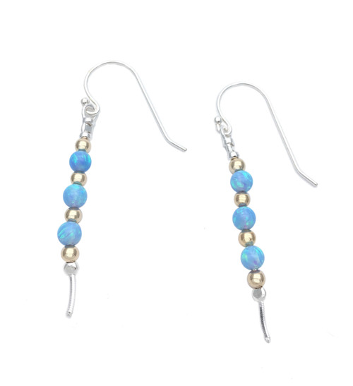 E113 - Op - Pretty earrings with Opal and gold beads