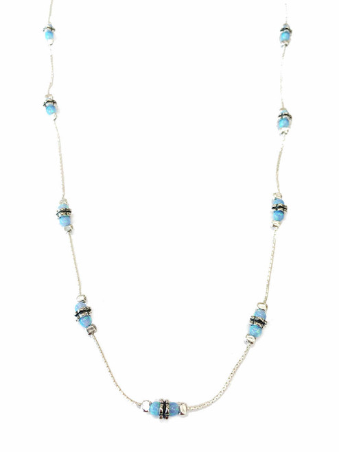 N04111 - Pretty necklace with opal beads all around
