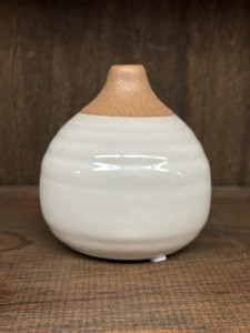 TWO TONE VASES 2 ASST. 3.74" TWO TONE VASES 2 ASST. 3.74"