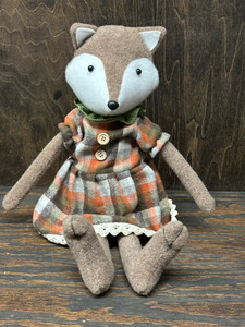PLUSH FUZZY FOX SITTER 2 ASST. PLUSH FUZZY FOX SITTER 2 ASST.
