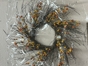 24" WREATH ORANGE BITTERSWEET AND GRAPEVINE 24" WREATH ORANGE BITTERSWEET AND GRAPEVINE