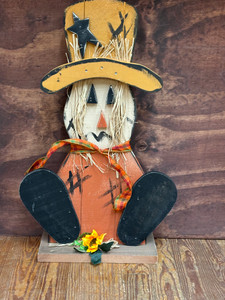 SCARECROW SITTER WITH BASE SCARECROW SITTER WITH BASE