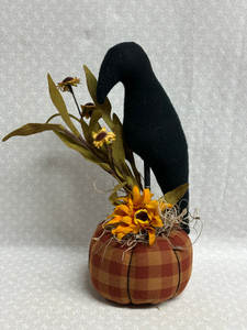 _CROW ON STICK W/PUMPKIN _CROW ON STICK W/PUMPKIN