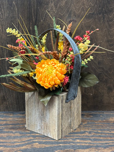 _FALL FLOWERS IN A WOOD BLOCK _FALL FLOWERS IN A WOOD BLOCK
