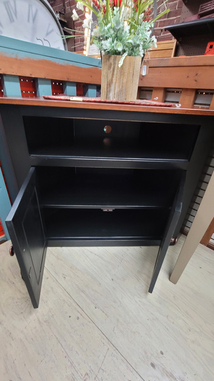 CORNER TV STAND-MICHAEL'S CHERRY/BLACK