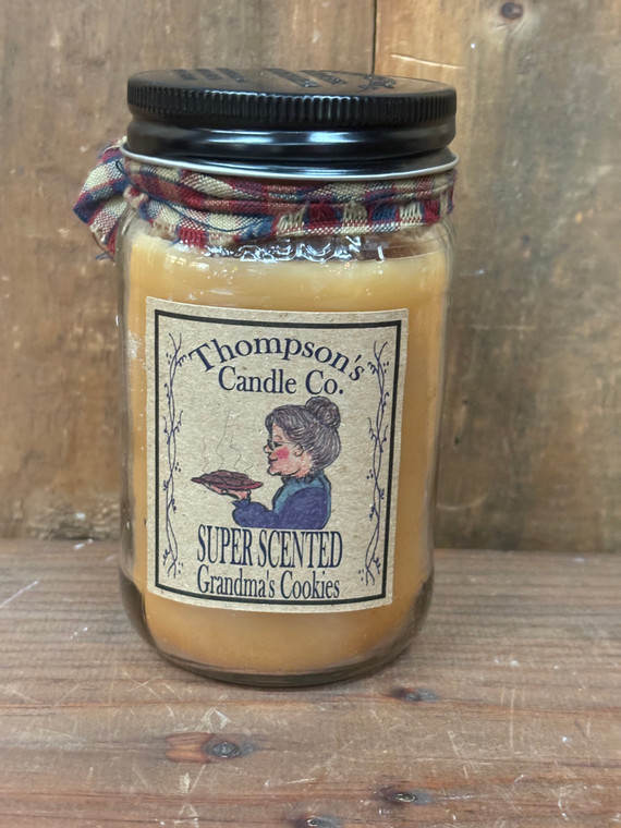 GRANDMA'S COOKIES CANDLE 12 OZ.