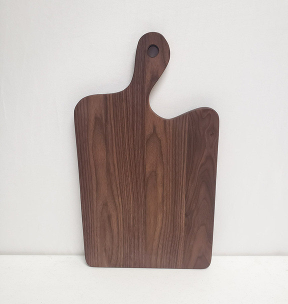 CHARCUTERIE BOARD CURVED HANDLE-WALNUT