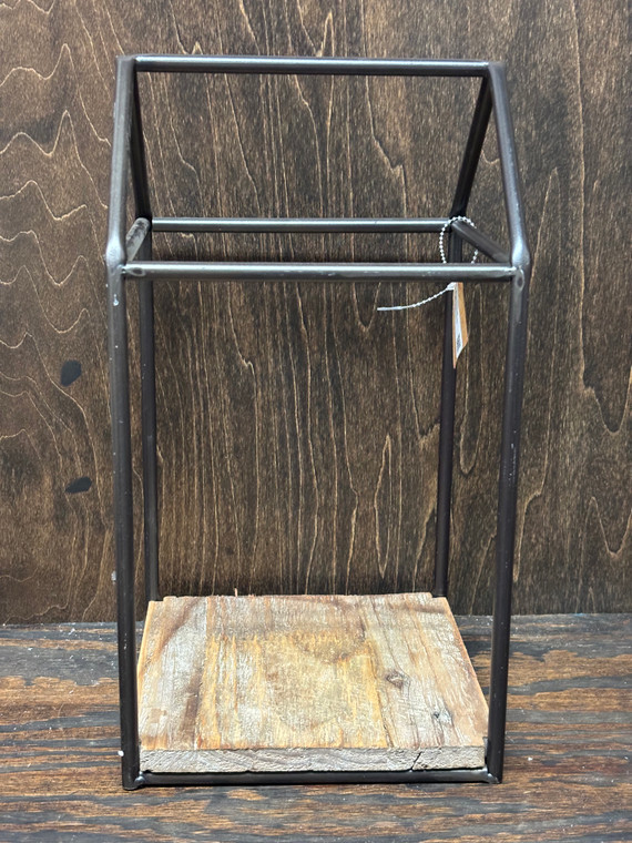 Metal Framed Candle House Sm 13