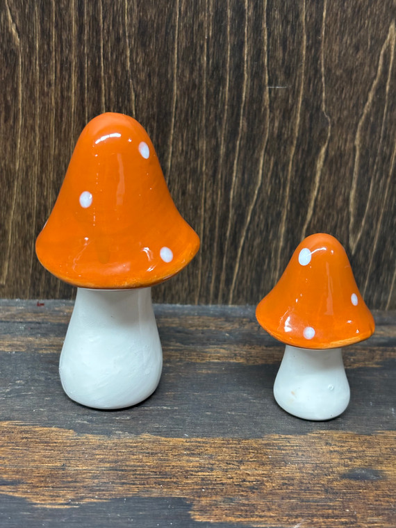 Porcelain Mushrooms, Brown 1 Of 2