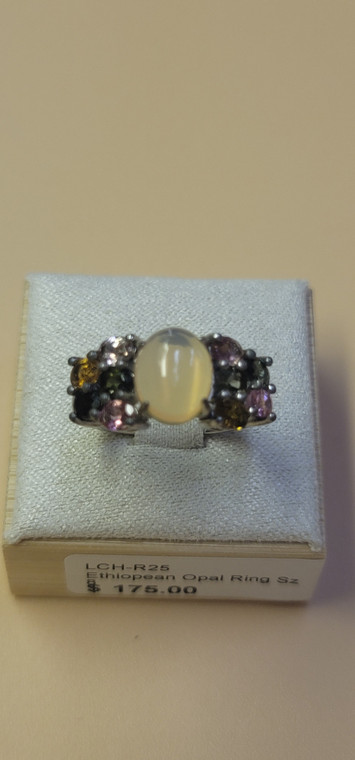 ETHIOPEAN OPAL RING