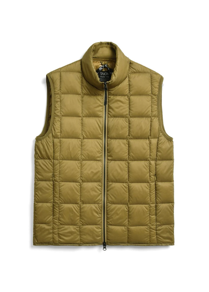 Taion high neck down zip vest.