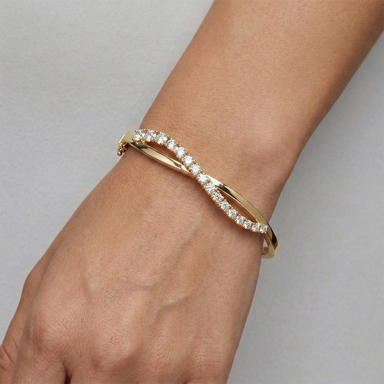 2 Carat Diamond Journey Twist Bangle Hinged Bracelet 14k Gold