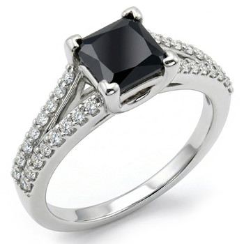 ひめひびAnotherPrincessDays~White or Black~ 1.63ct Princess-Cut Black & White Diamond Split Engagement Ring