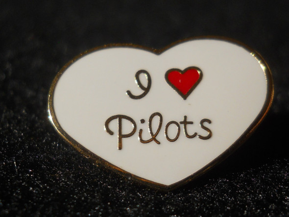 I Love Pilots Pin: ILOVEPILOTS