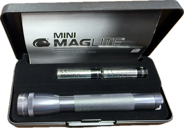Maglite Mini AA Grey Pewter Flashlight
M2A096