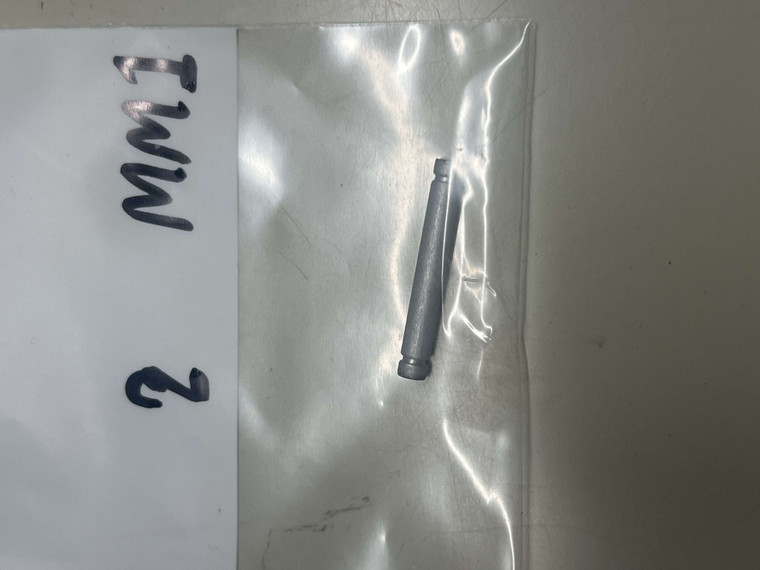 14627-003 PIN: LATCH, DOOR (Piper)