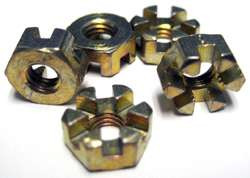 NUT: CASTLE,ST, USE AN320-3