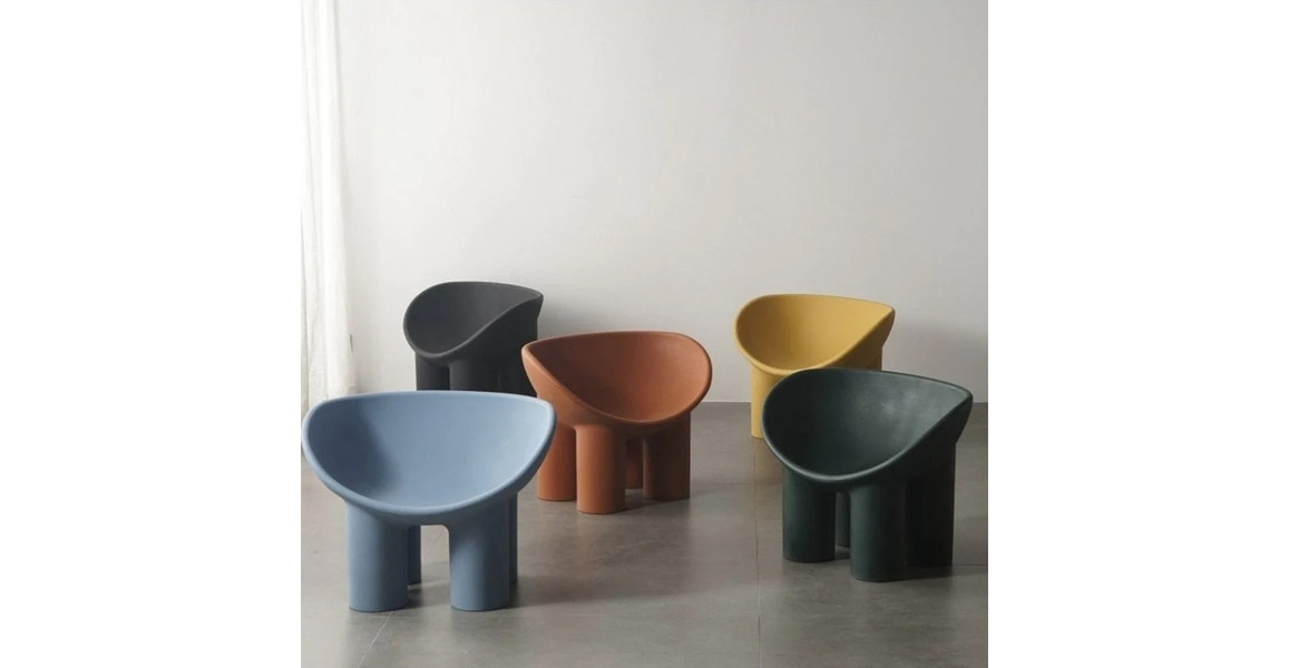 Roly Poly Premium Fiberglass Chair