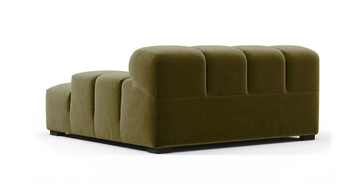 Tufted Sectional Sofa - Deep Large Right Arm