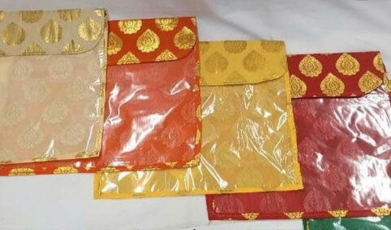 designer saree... - Gift packing material by Laxmi Singla | Facebook