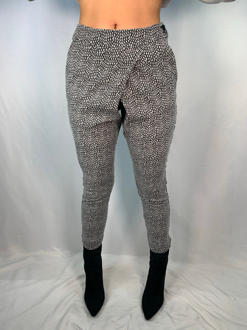 Max & Co Asymmetrical Drape Gray White Print Crop Pants