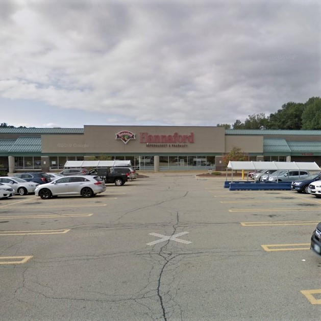 Nashua Hannaford Exterior