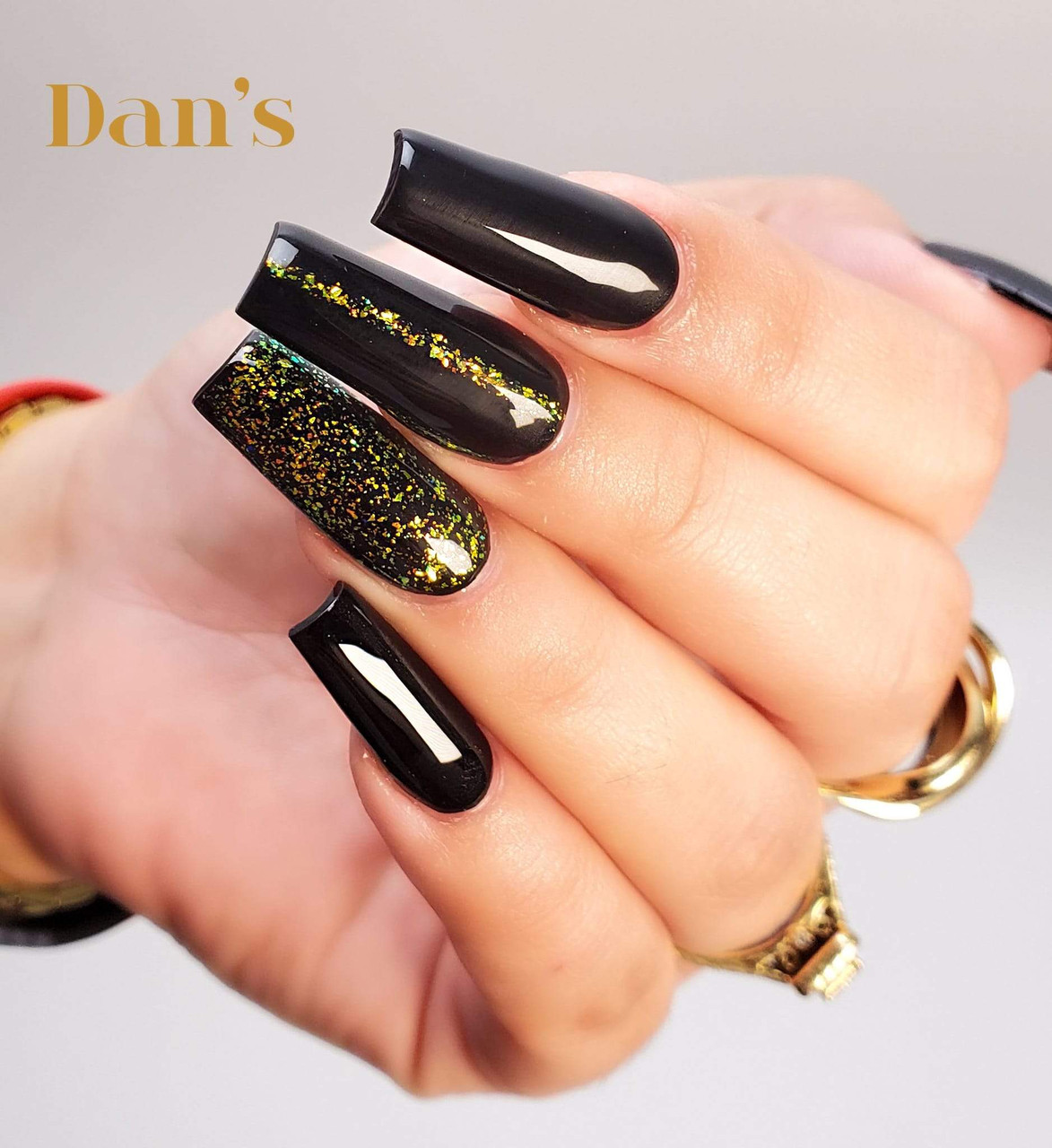 Black Nail Ideas With Photos | POPSUGAR Beauty