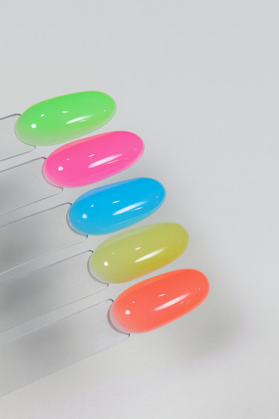 Builder Gel Swatch Tips – Island Mint Pastel Green