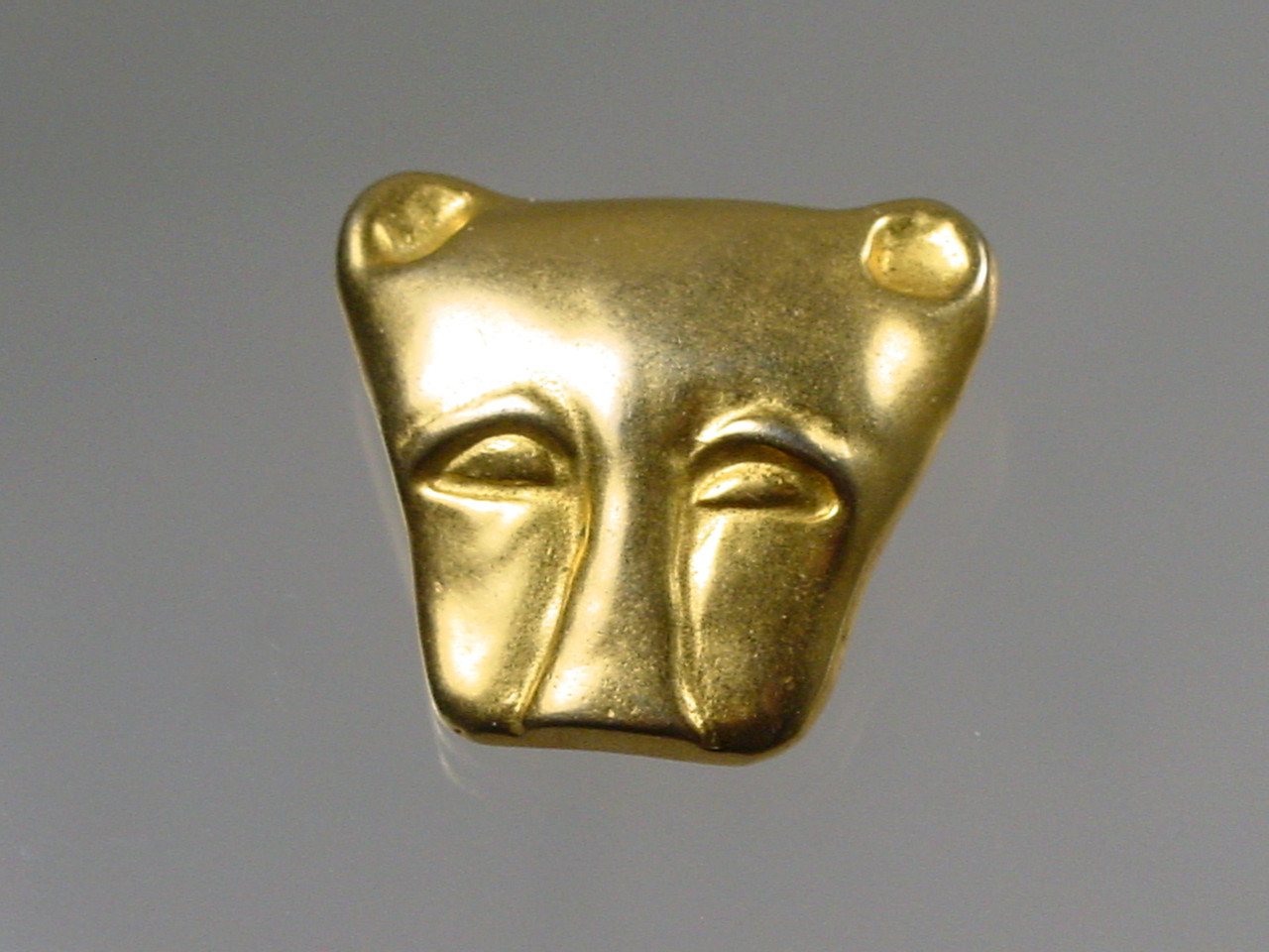 1976 Metropolitan Museum Panther Lioness Pin Pendant