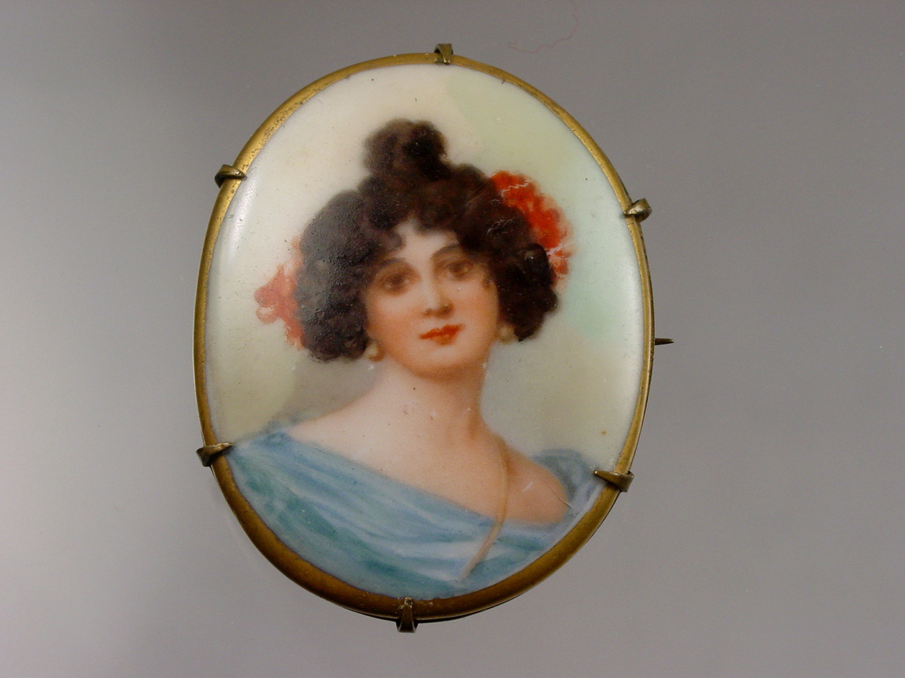 Antique Victorian Hand Painted Porcelain Cameo Brooch
