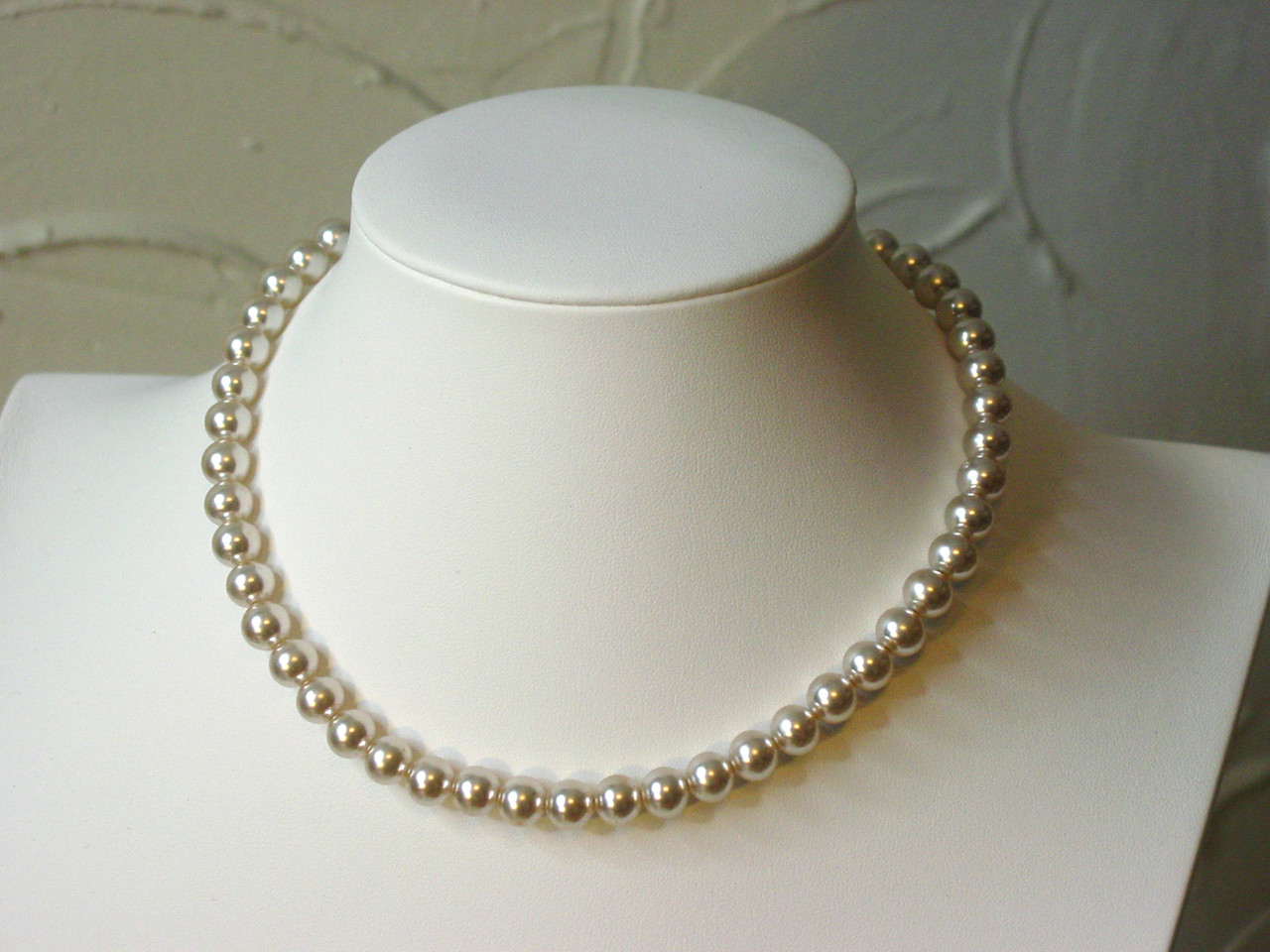 Vintage Japan Glass Pearl Necklace